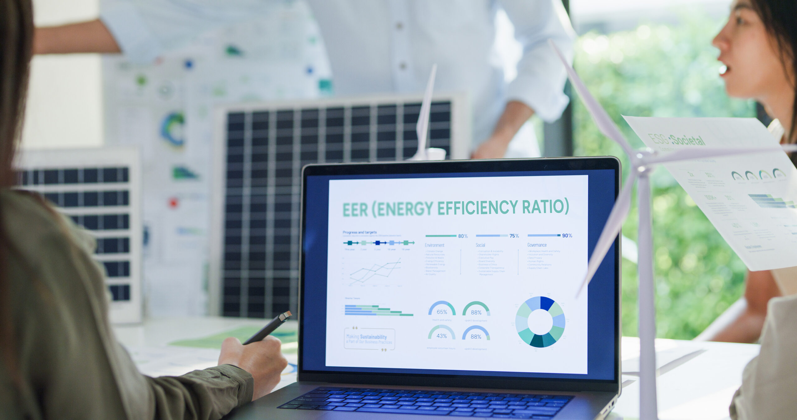 Guaranteed savings energy performance contracting model